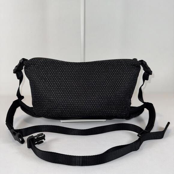 Lululemon Black All Hours Belt Bag - Picture 4 of 6